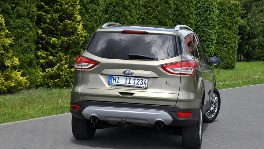 FORD Kuga -