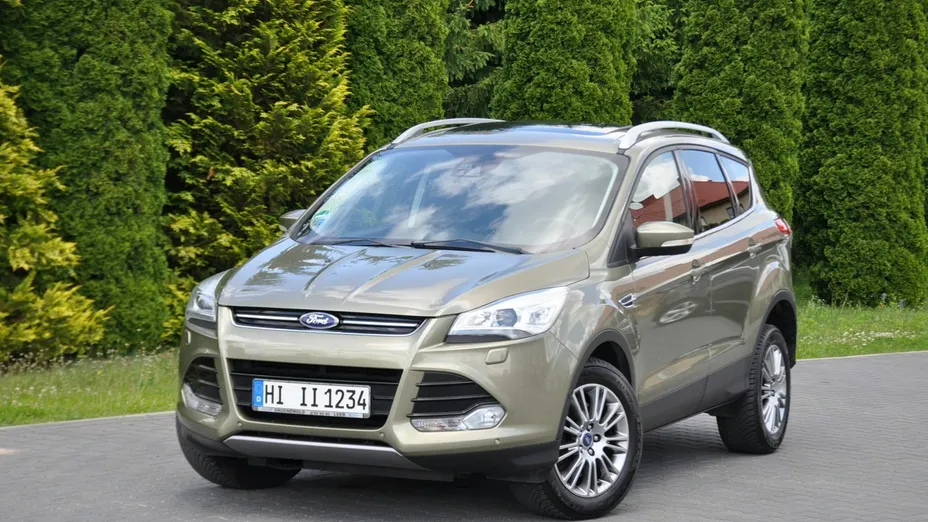 FORD Kuga -