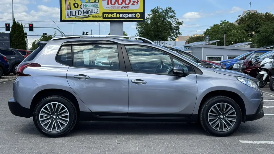 PEUGEOT 2008 -