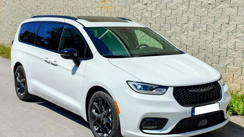 CHRYSLER Pacifica -