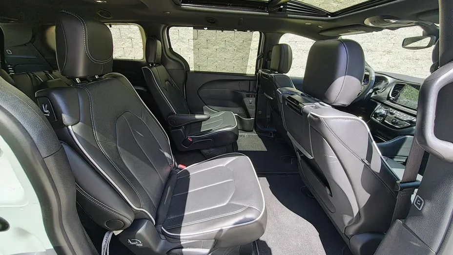 CHRYSLER Pacifica -