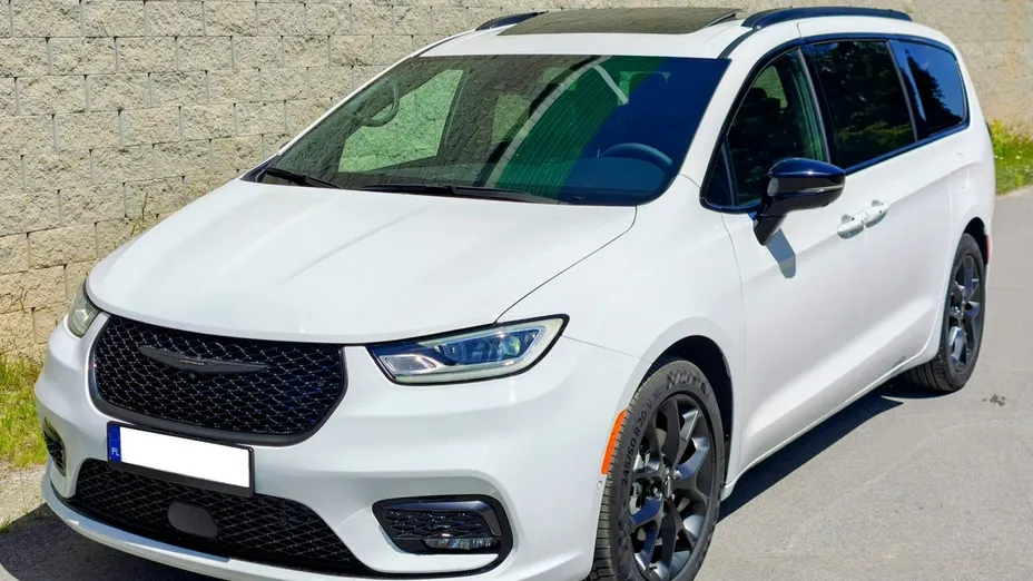 CHRYSLER Pacifica -