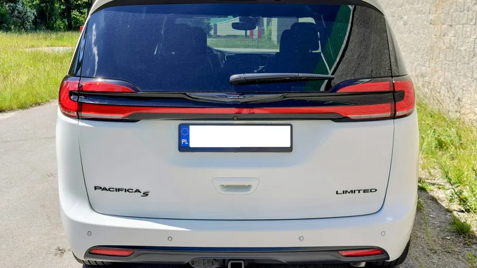 CHRYSLER Pacifica -