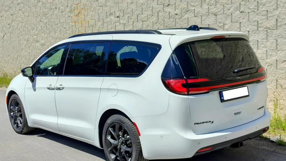 CHRYSLER Pacifica -