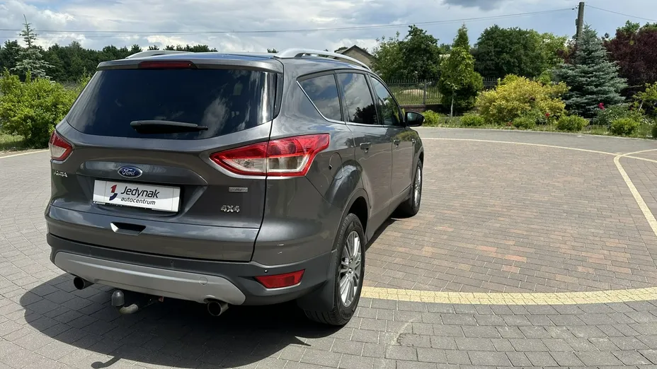 FORD Kuga -