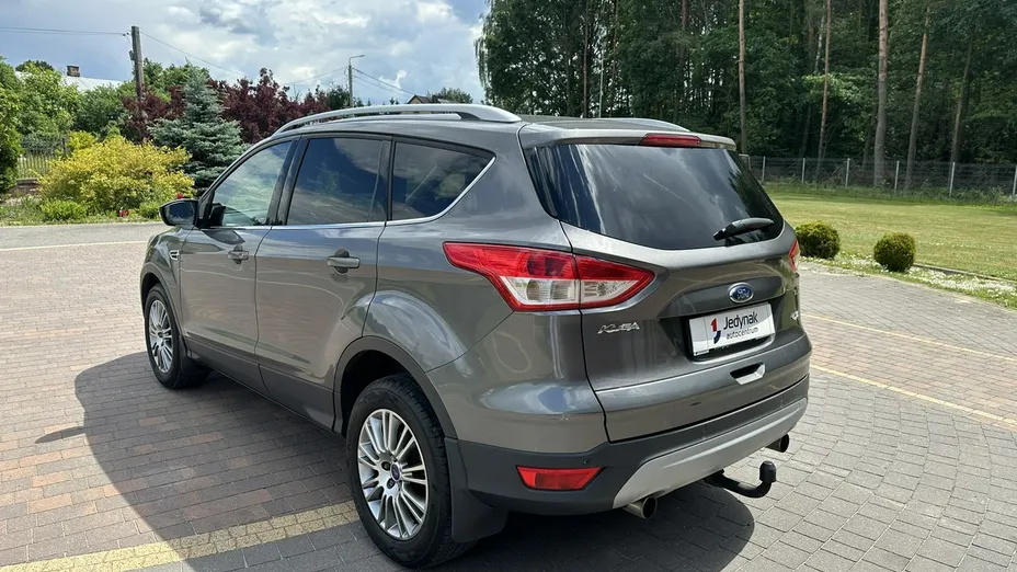 FORD Kuga -