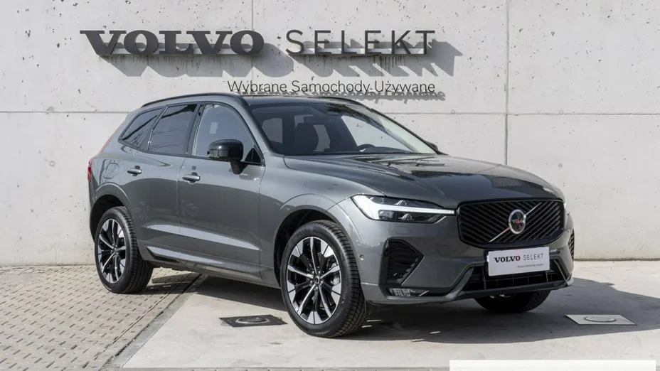 VOLVO XC60 -