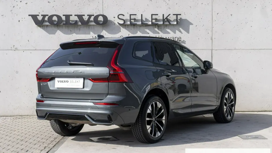 VOLVO XC60 -