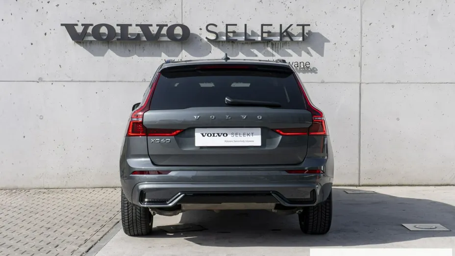 VOLVO XC60 -
