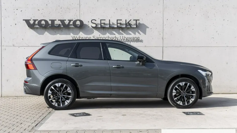 VOLVO XC60 -