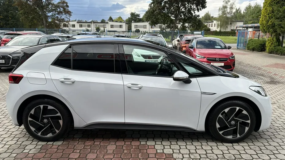 VOLKSWAGEN ID.3 -