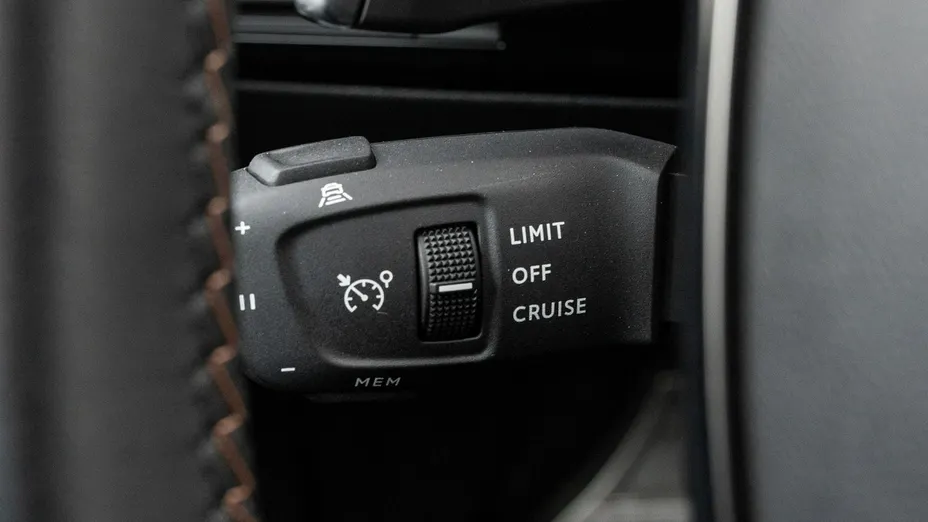 PEUGEOT 508 -