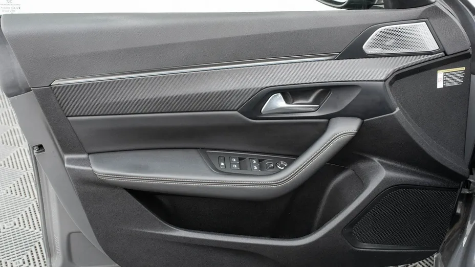 PEUGEOT 508 -