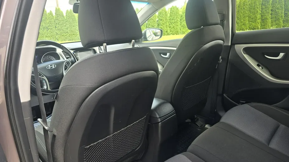 HYUNDAI i30 -