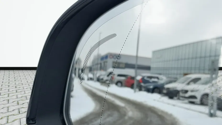 VOLVO XC40 -