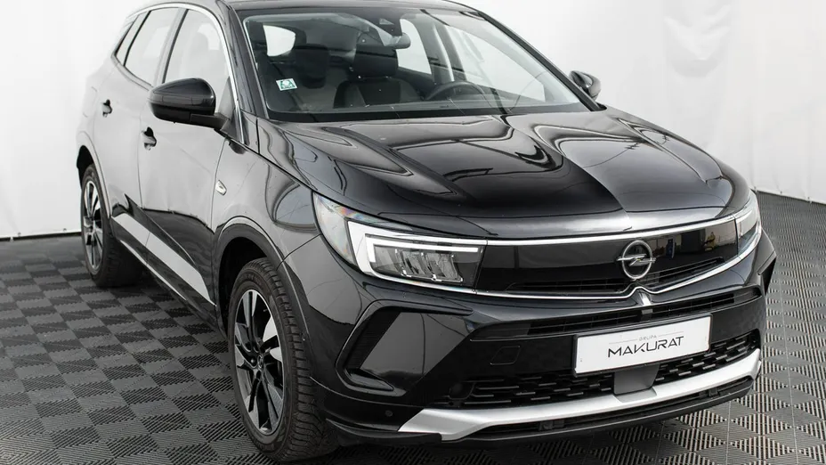 OPEL Grandland X -