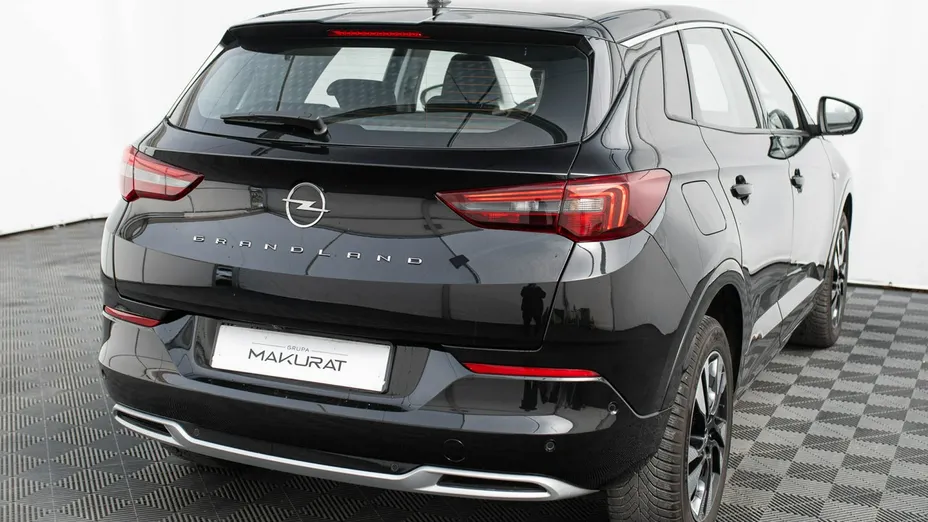 OPEL Grandland X -
