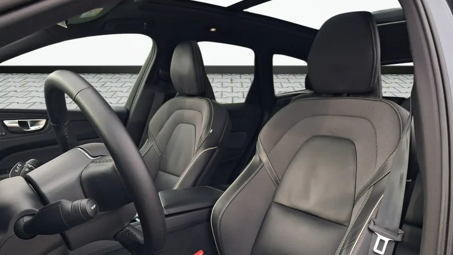 VOLVO XC60 -