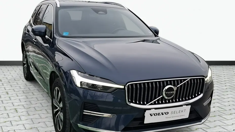 VOLVO XC60 -