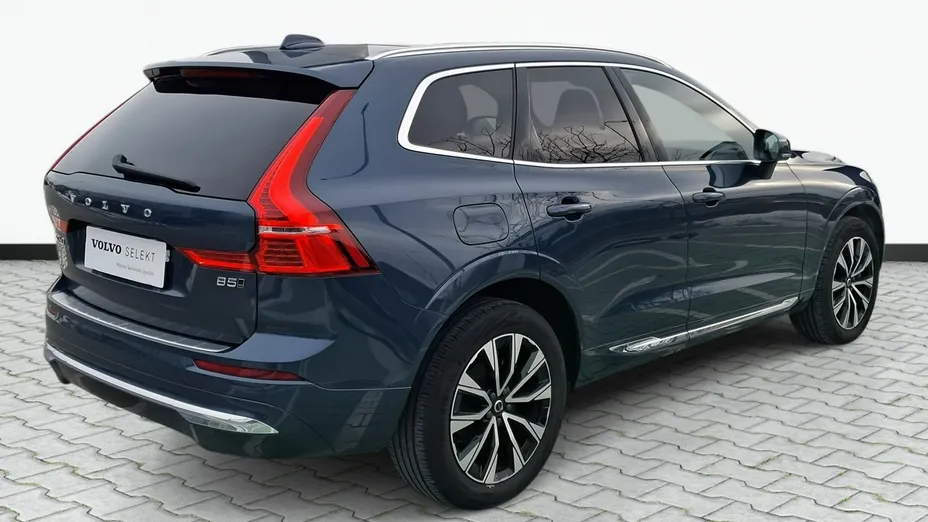 VOLVO XC60 -