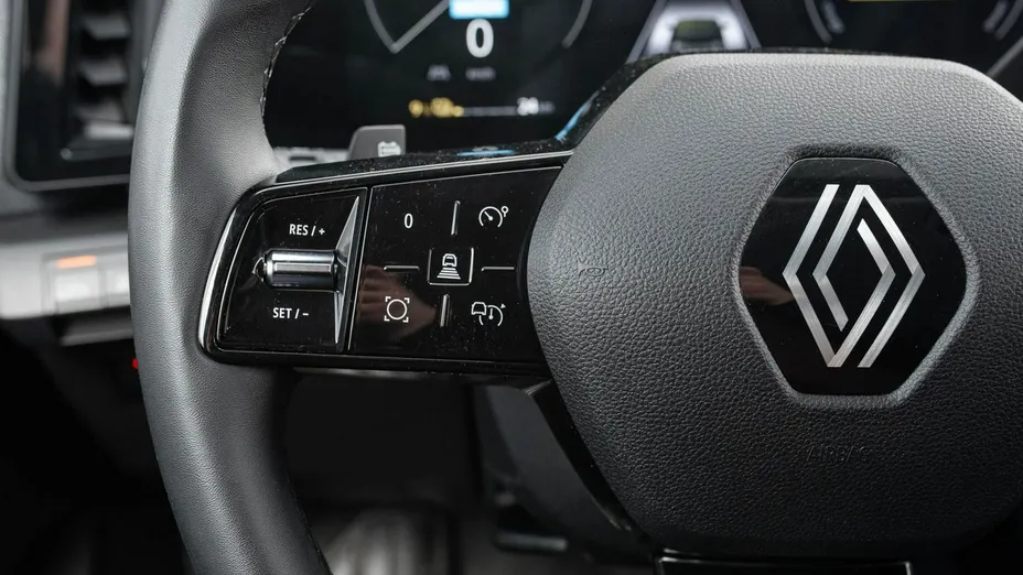 RENAULT Megane -