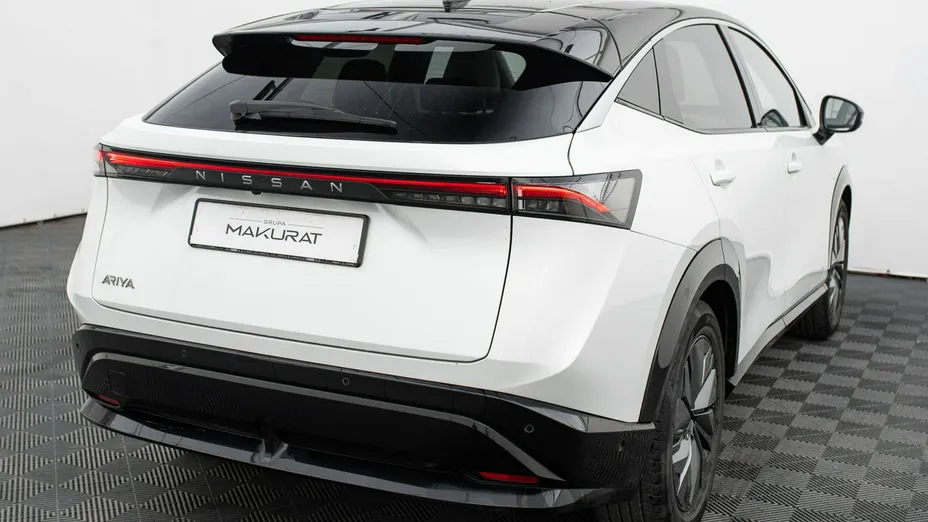 NISSAN Ariya -