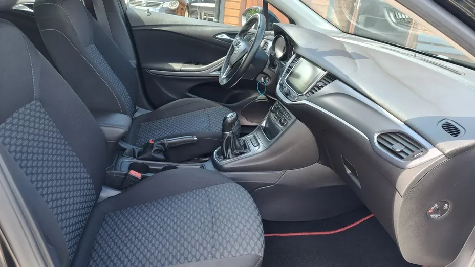 OPEL Astra -