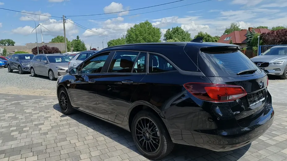 OPEL Astra -