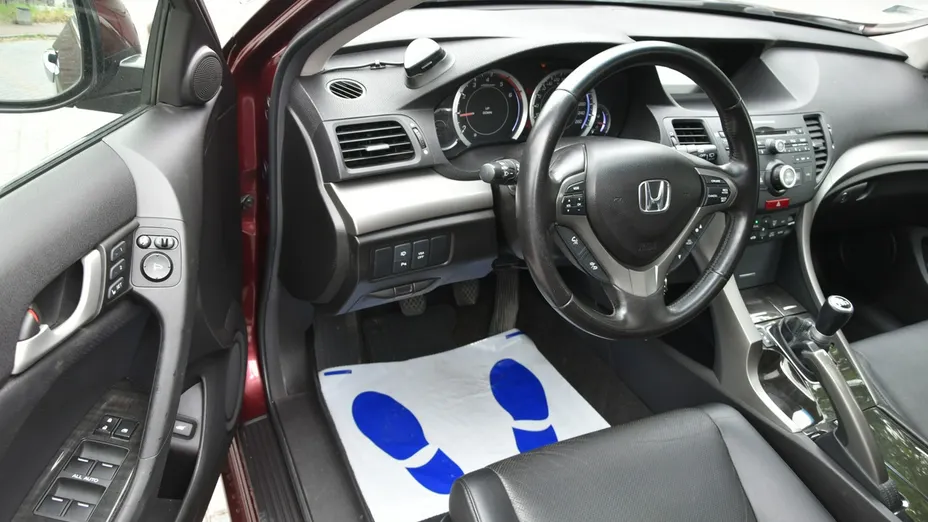 HONDA Accord -