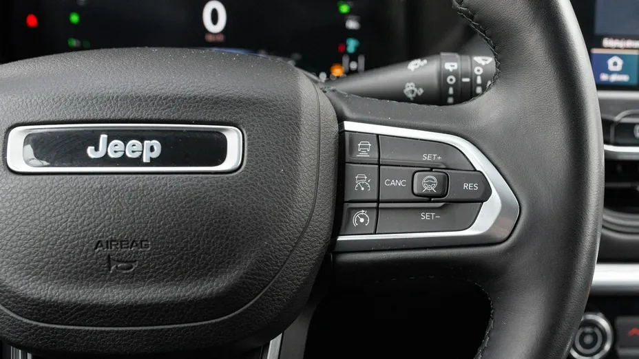 JEEP Compass -