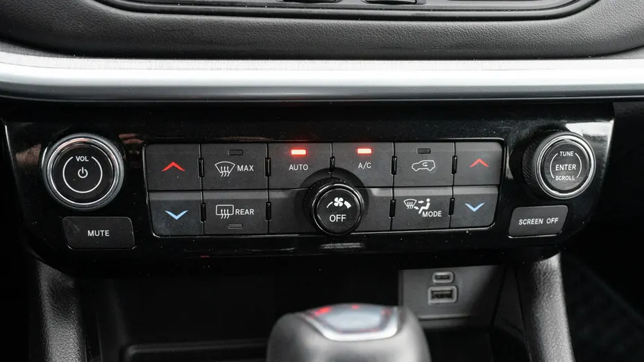 JEEP Compass -