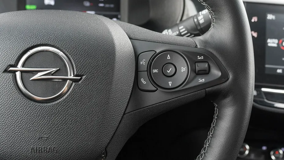 OPEL Corsa -