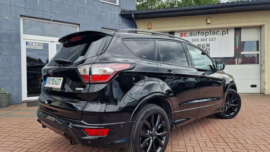 FORD Kuga -