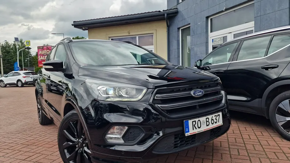 FORD Kuga -