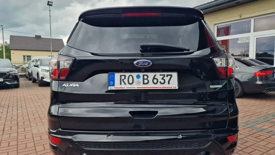 FORD Kuga -