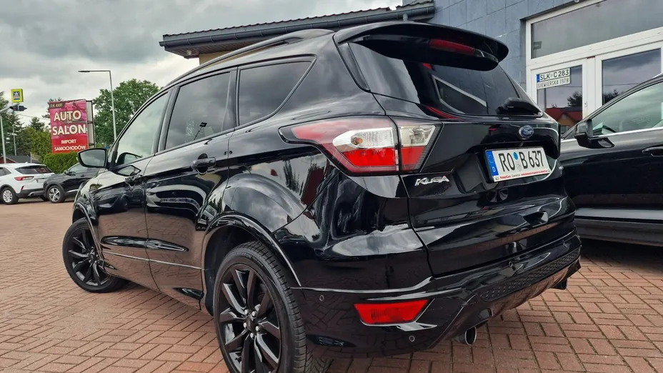 FORD Kuga -
