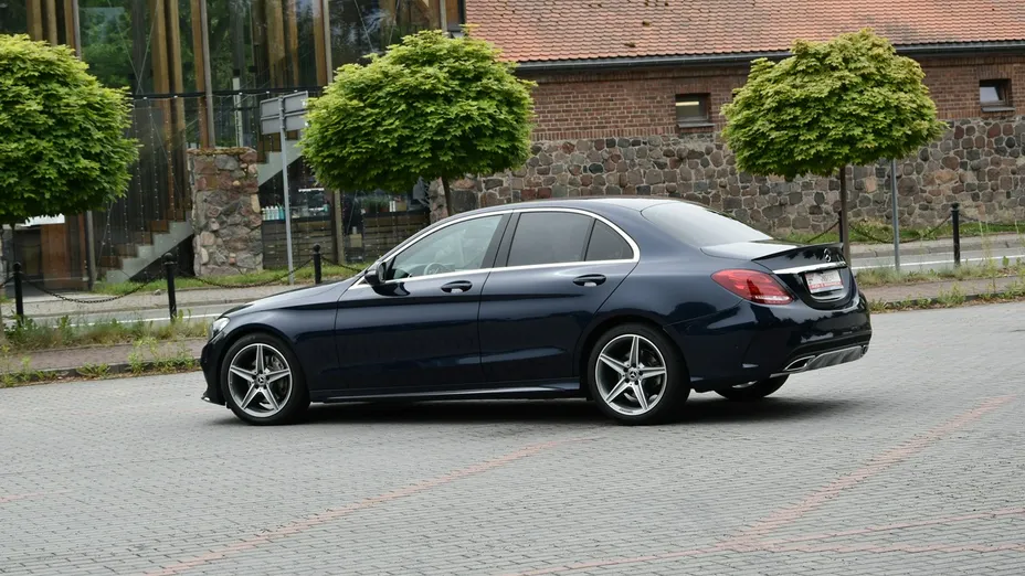 MERCEDES-BENZ C Klasa -