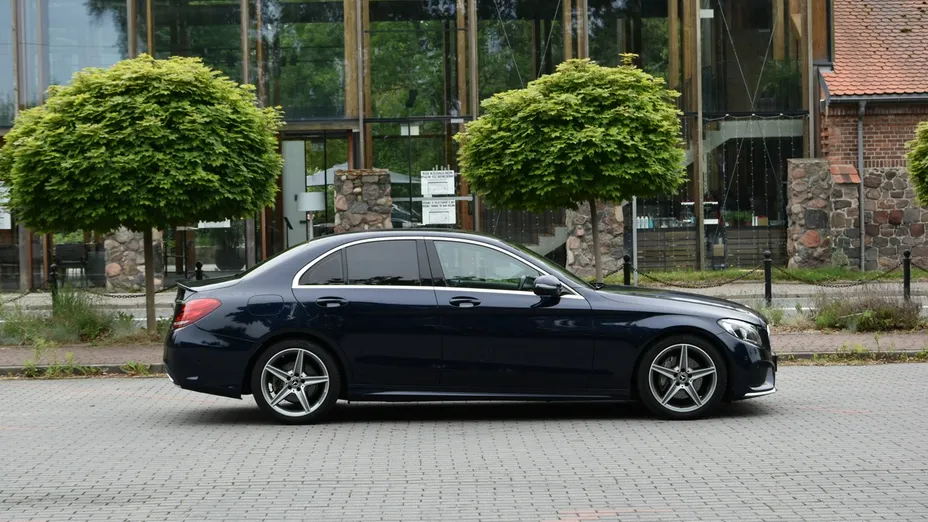 MERCEDES-BENZ C Klasa -