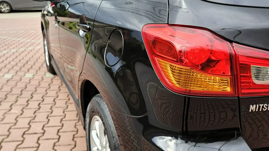 MITSUBISHI ASX -