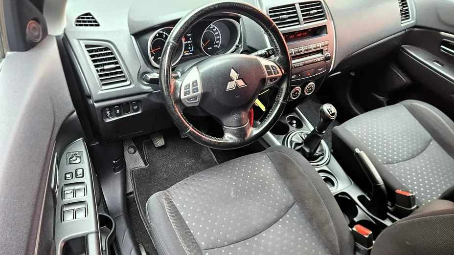 MITSUBISHI ASX -