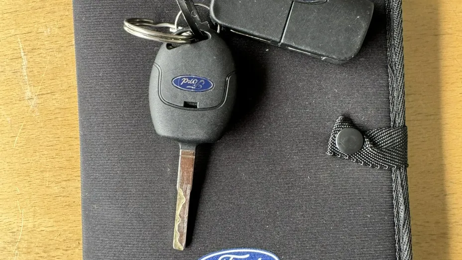 FORD B-MAX -