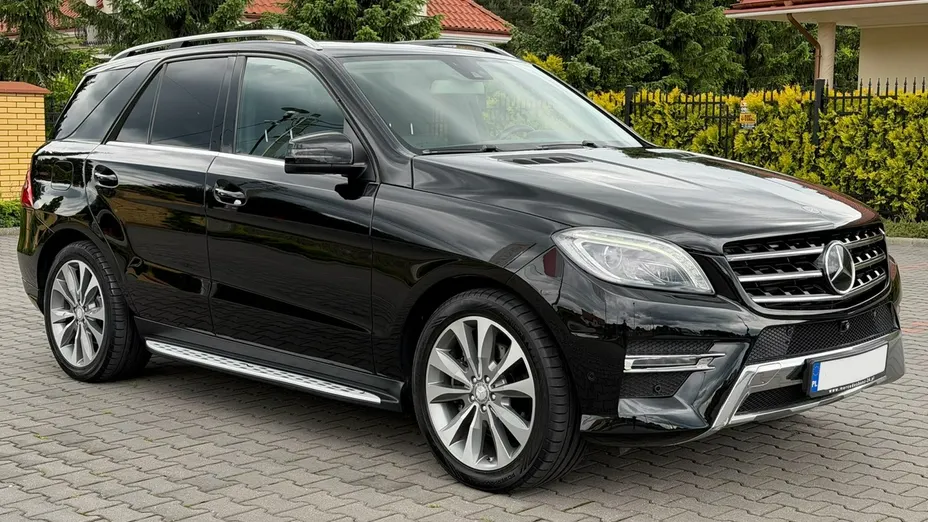 MERCEDES-BENZ ML -