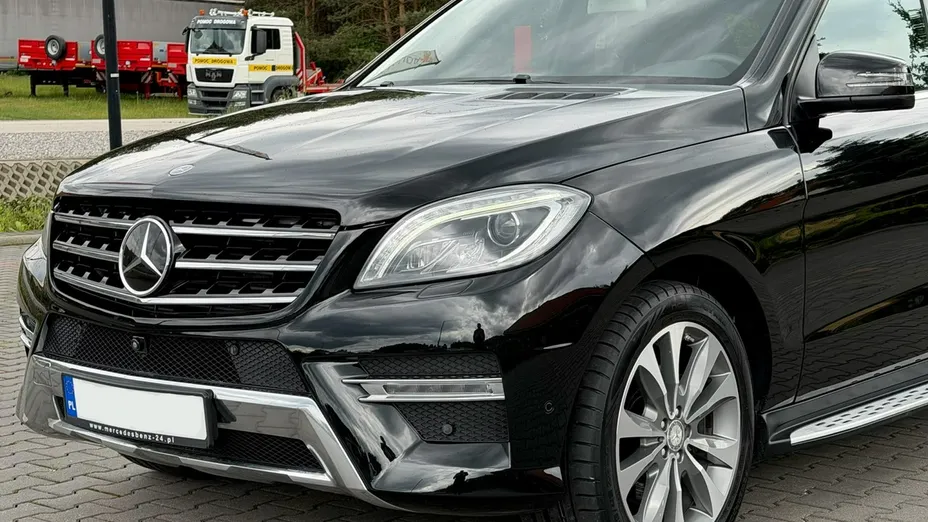 MERCEDES-BENZ ML -