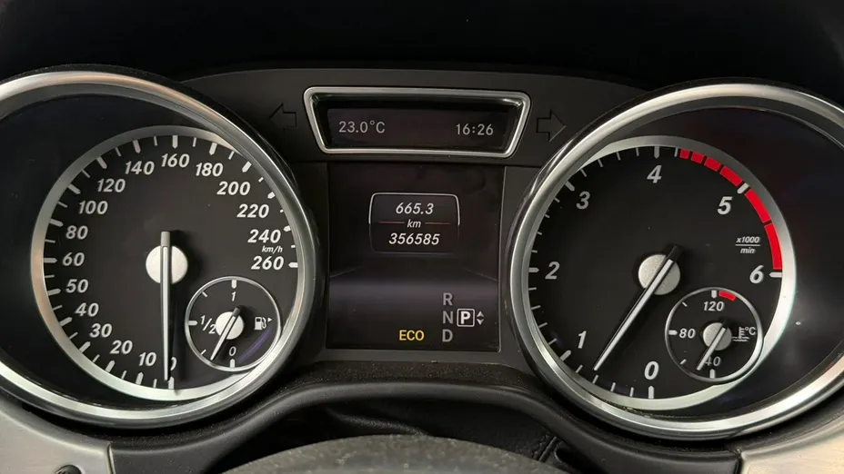 MERCEDES-BENZ ML -