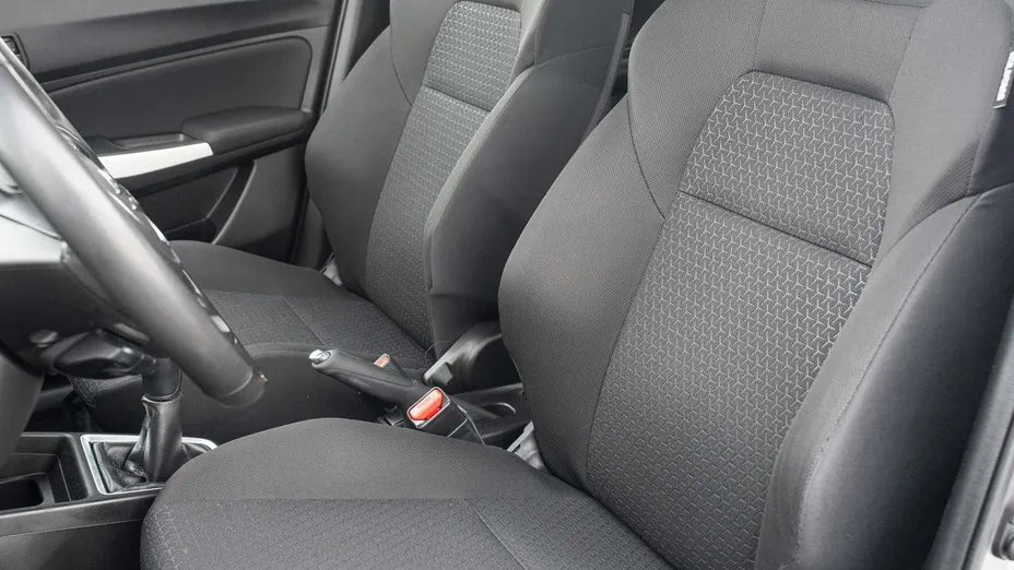SUZUKI Swift -