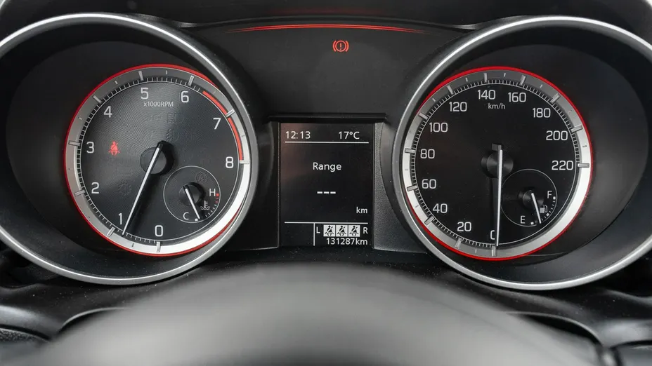 SUZUKI Swift -