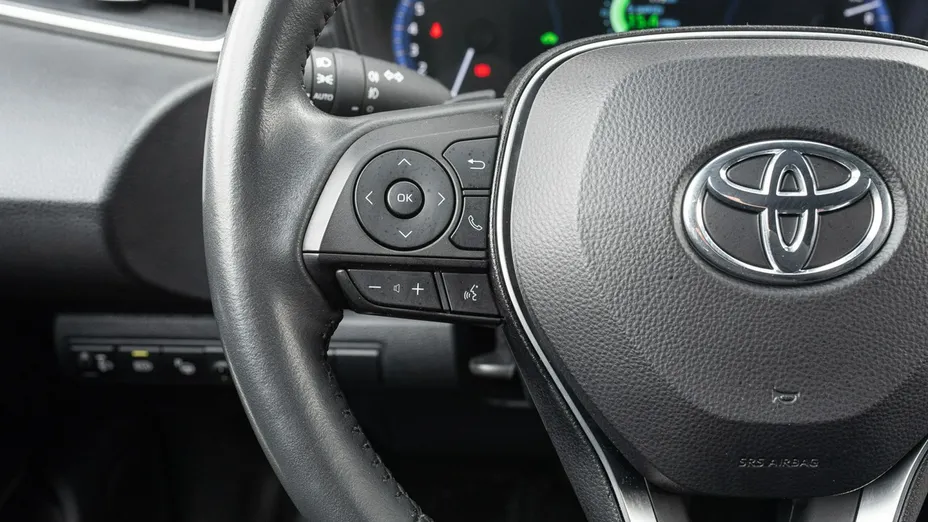 TOYOTA Corolla -