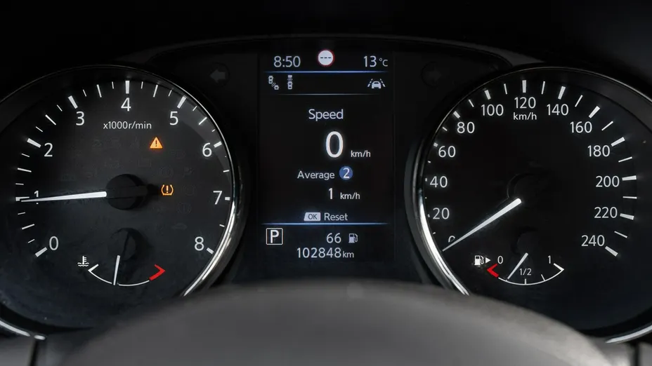 NISSAN X-Trail -