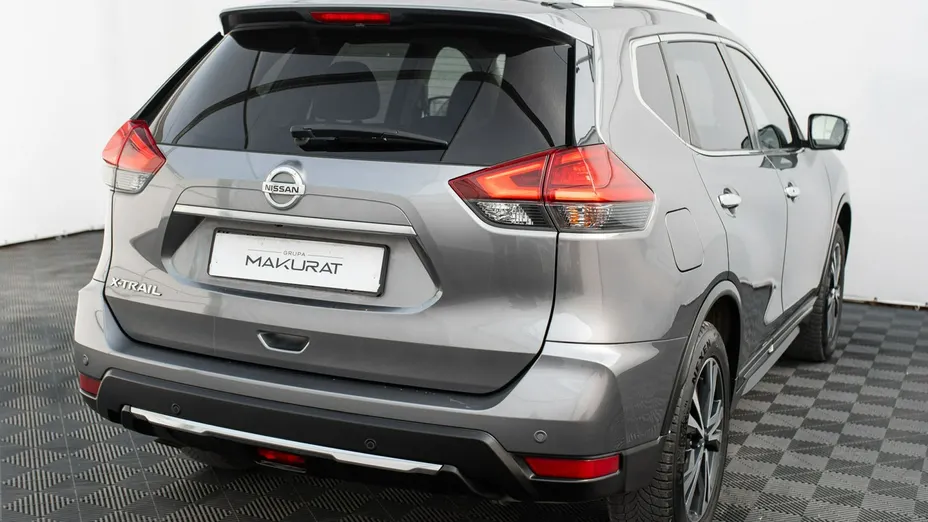 NISSAN X-Trail -