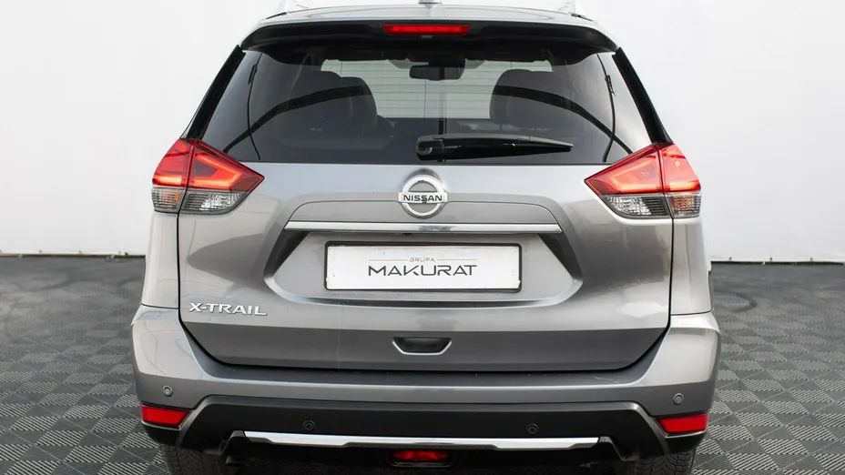 NISSAN X-Trail -
